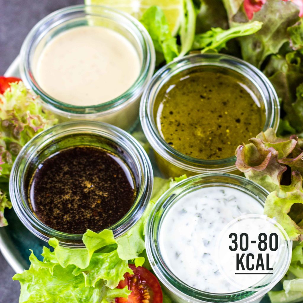 4 verschiedene und gesunde Dressings für Salat. Einfach und schnell zusammengerührt. Gesundes und kalorienarmes Kochen. Schnelle Rezepte zum Abnehmen. - kaloriengeniessen.de #dressing #dip #salat #schnellundeinfach #kaloriengeniessen #rezeptezumabnehmen