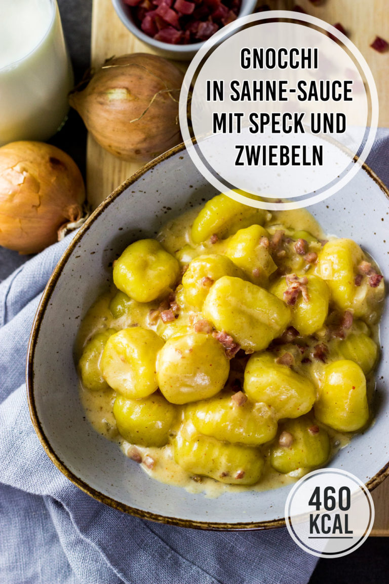 Cremige Gnocchi in Sahne Sauce mit Speck und Zwiebeln (kalorienarm und fettreduziert